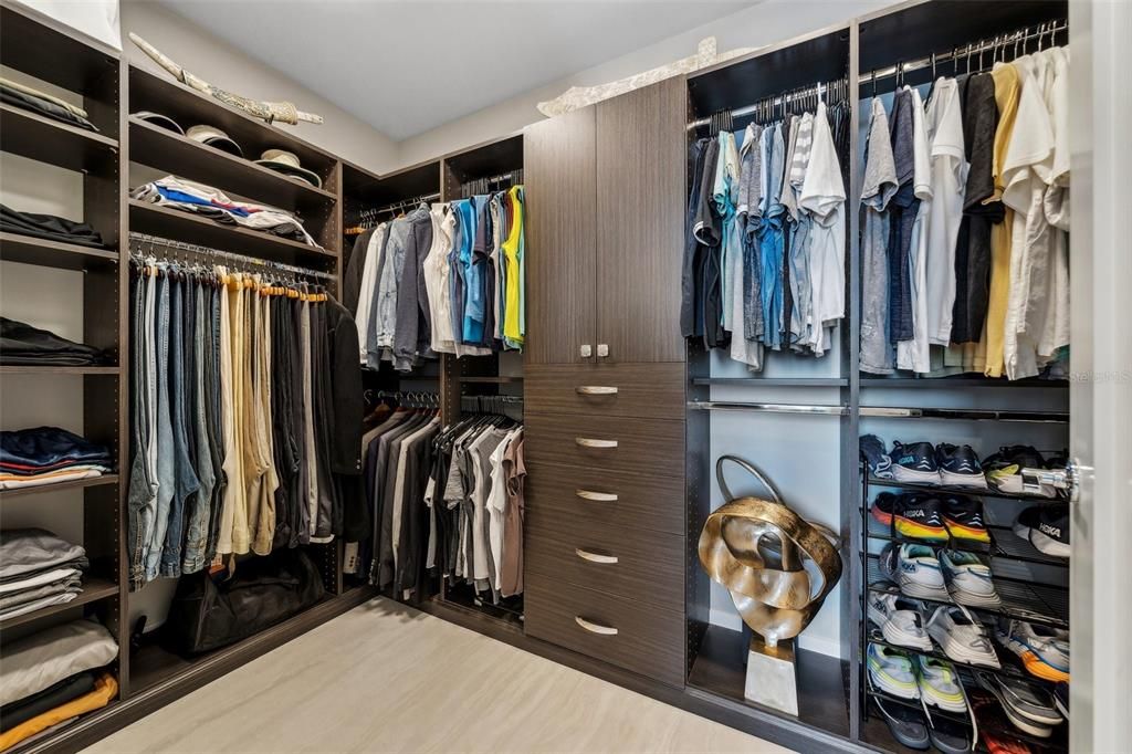 Interior, Walk-in Closets