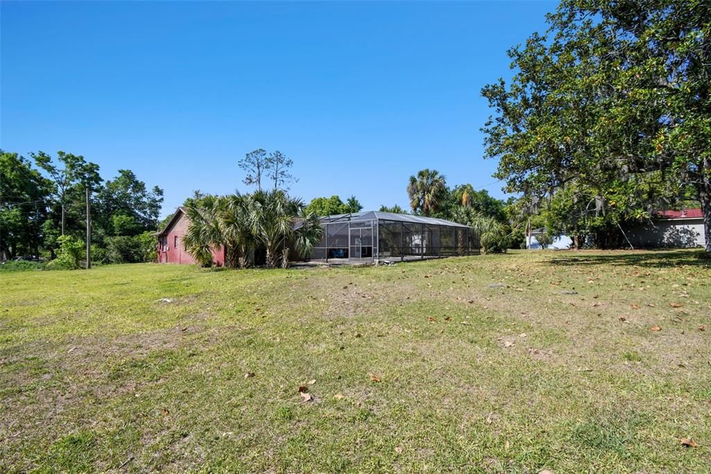Backyard, Exterior