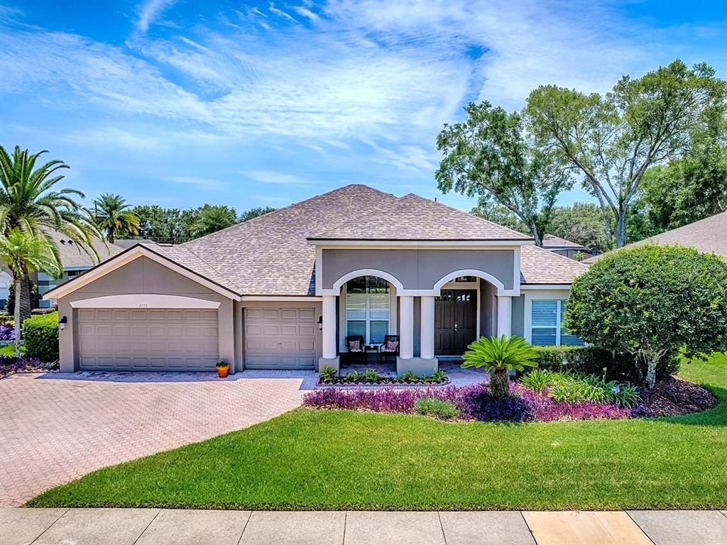 Attached, Exterior, Facade, Ranch