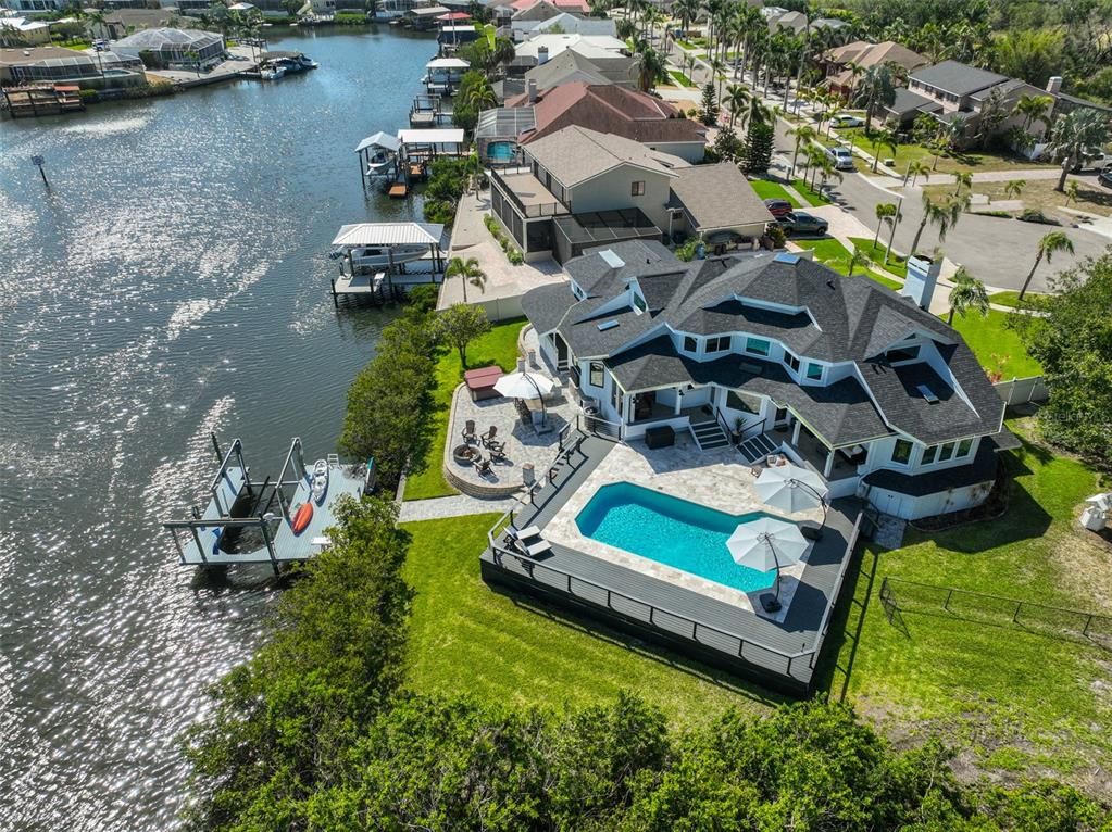 Exterior, Drone