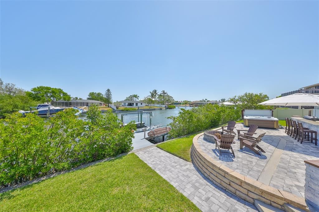 Exterior, Hot Tub, Lake, Water