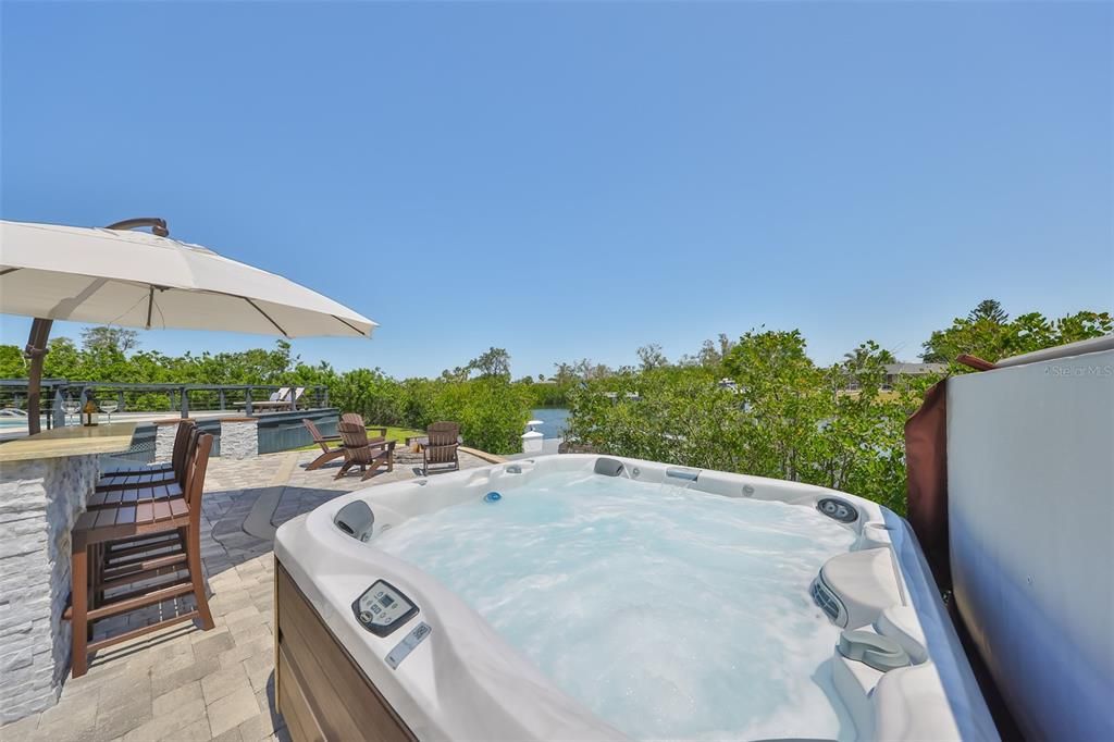 Exterior, Hot Tub
