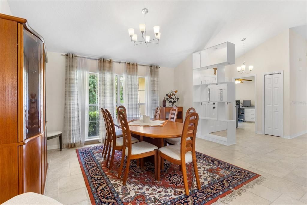 Chandelier, Dining room, Interior