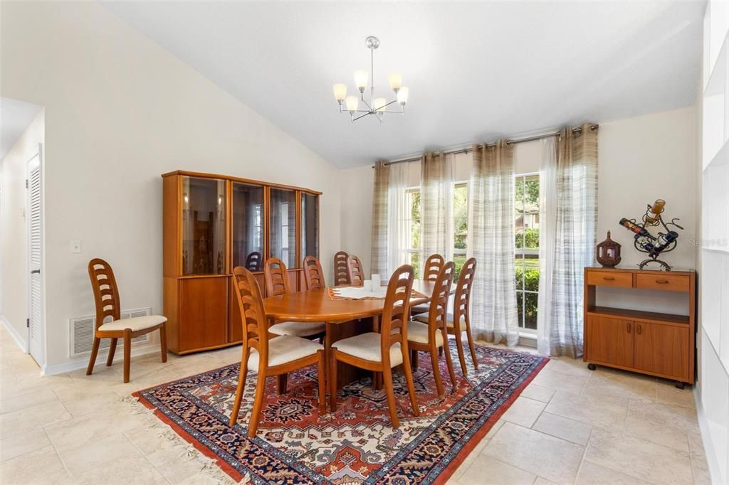 Chandelier, Dining room, Interior