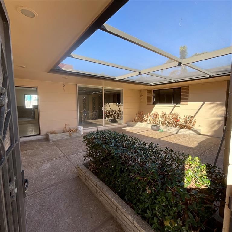 Glass Ceilings, Interior, Sun Room