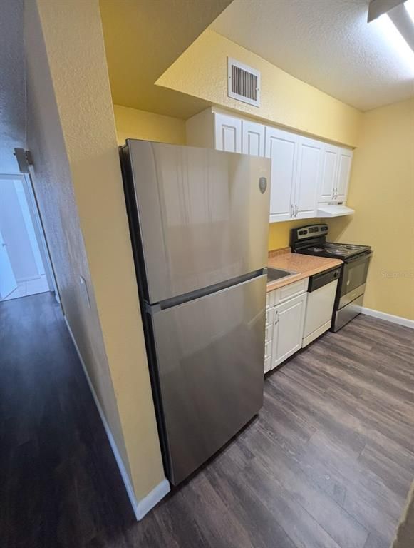 Interior, Kitchen, Wood Texture Flooring