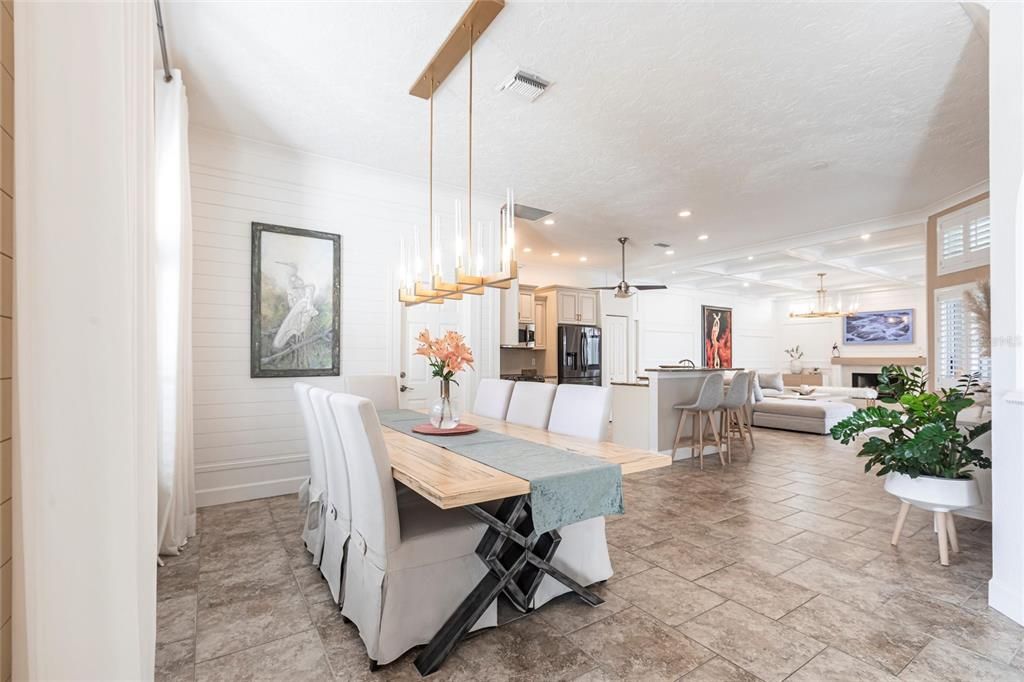 Dining room, Interior, Kitchen, Living room, Pendant Lights, Recessed Lighting, Stainless Steel Appliances
