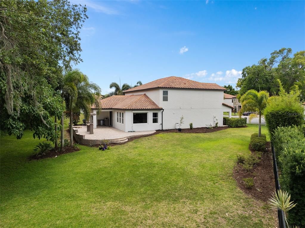 Backyard, Exterior
