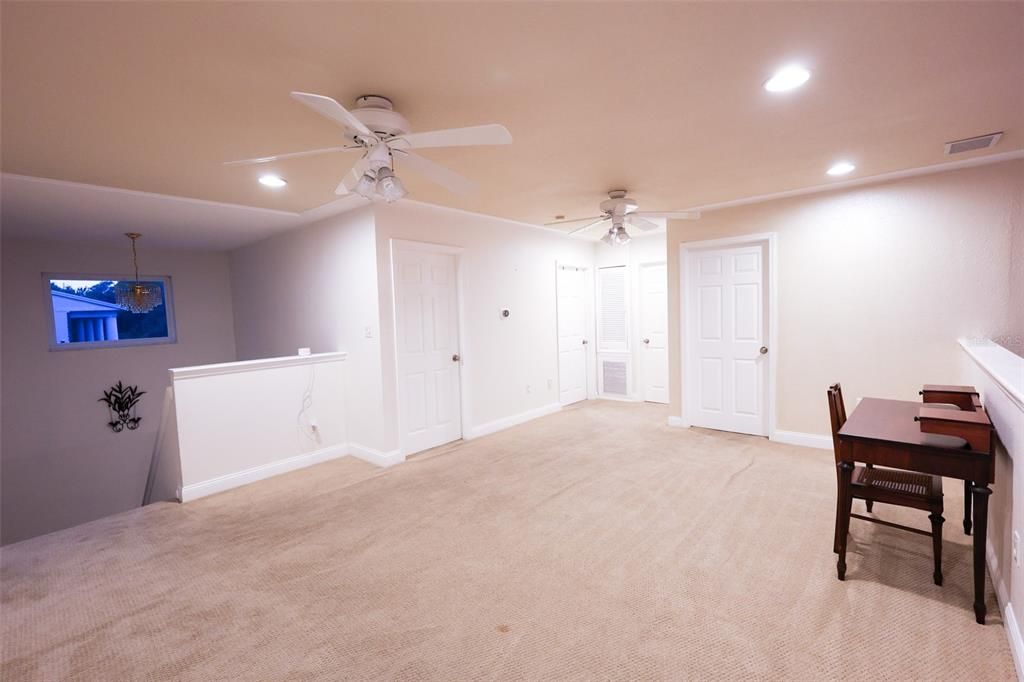 Dining room, Empty room, Interior, Recessed Lighting