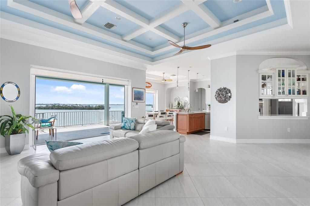 Interior, Kitchen, Living room, Pendant Lights, Recessed Lighting, Water