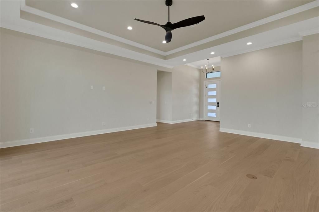 Chandelier, Empty room, Interior, Recessed Lighting, Wood Texture Flooring