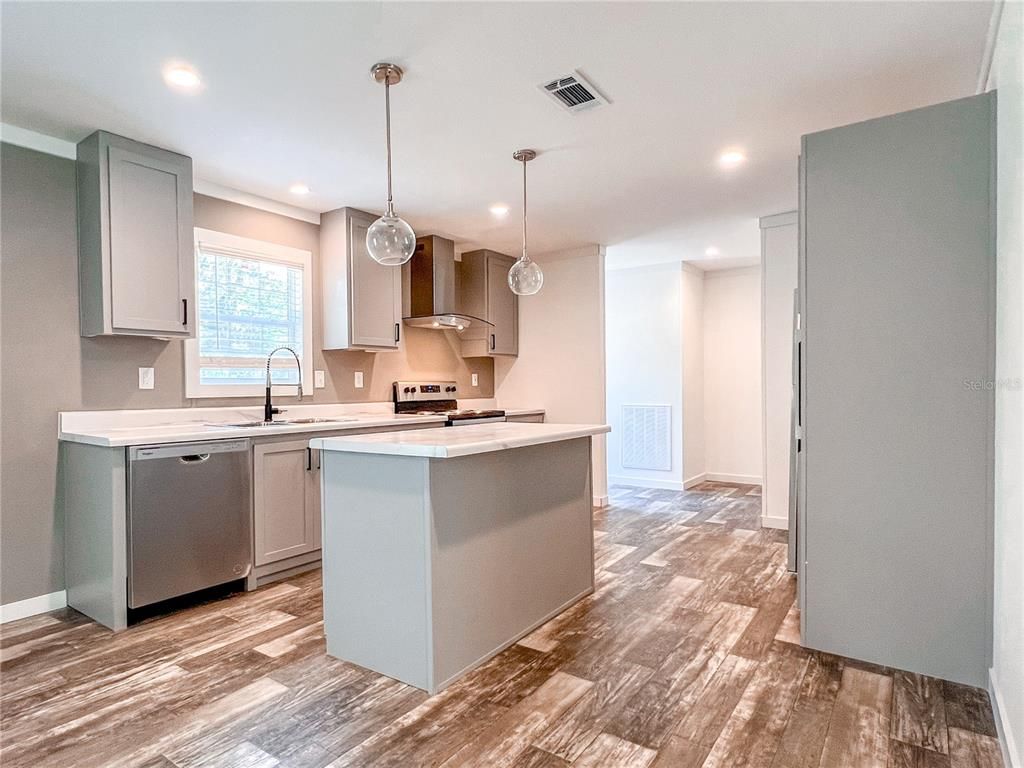 Interior, Kitchen, Pendant Lights, Recessed Lighting, Wood Texture Flooring