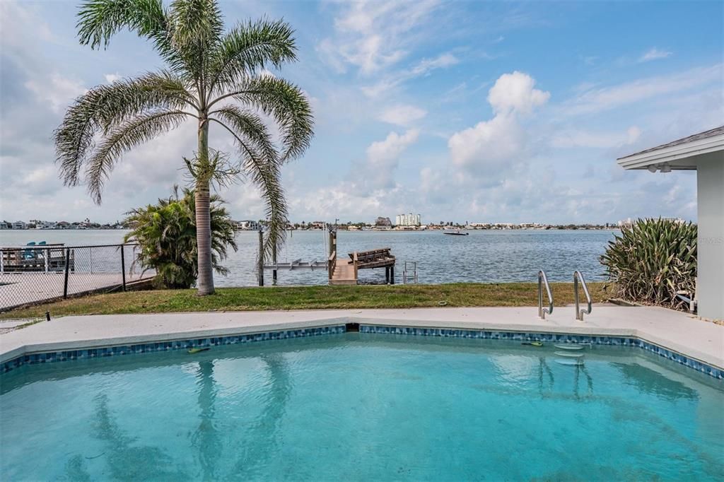 Exterior, Lake, Pool, Water