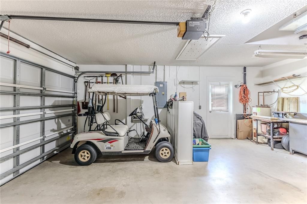 Garage, Interior