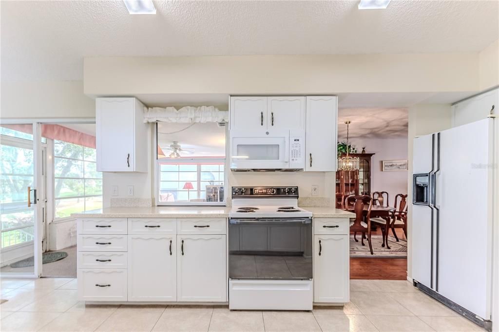 Dining room, Interior, Kitchen