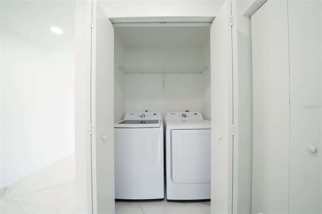 Interior, Recessed Lighting, Utility Closets, Washer