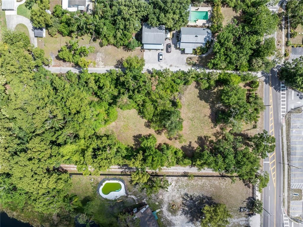 Exterior, Drone