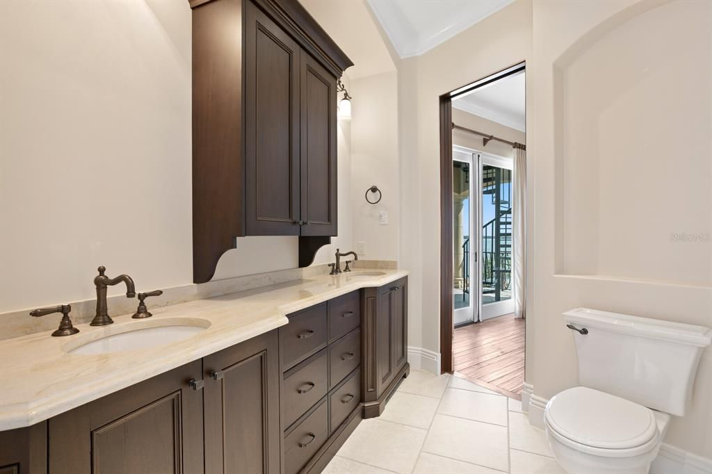 Bathroom, Dual Sink Vanities, Interior, Wood Texture Flooring