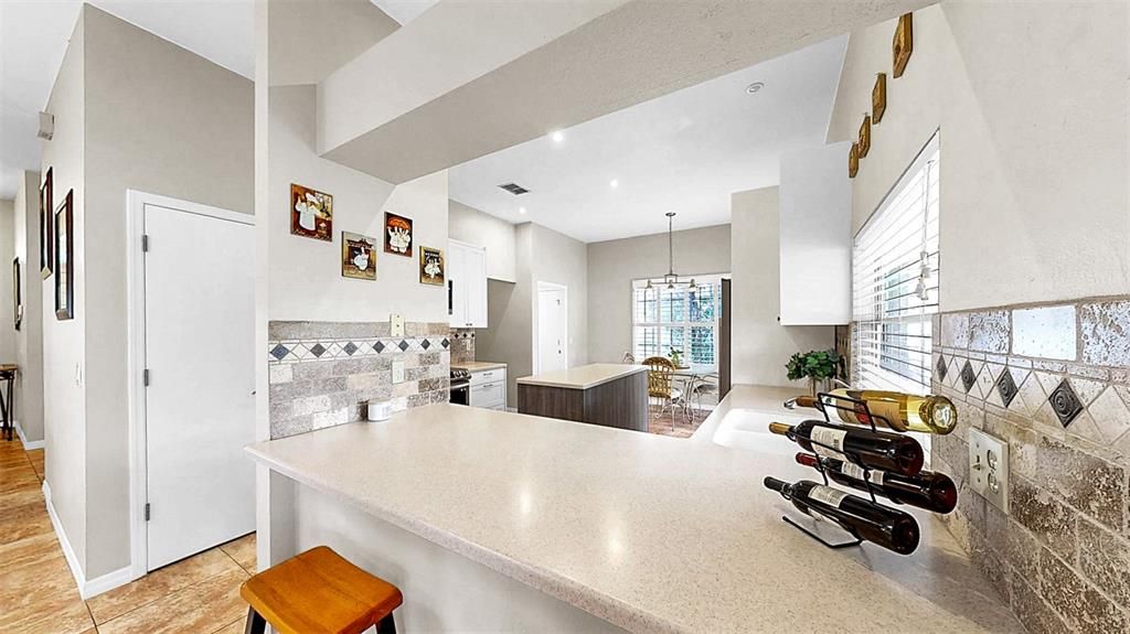 Dining room, Interior, Kitchen, Pendant Lights, Recessed Lighting