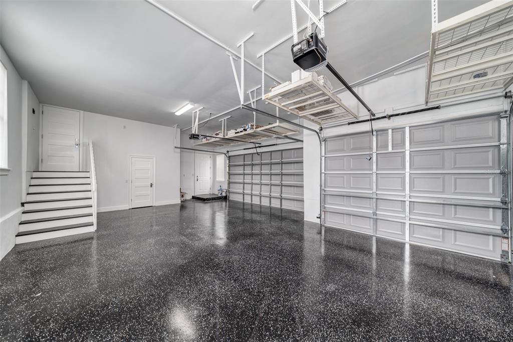 Garage, Interior