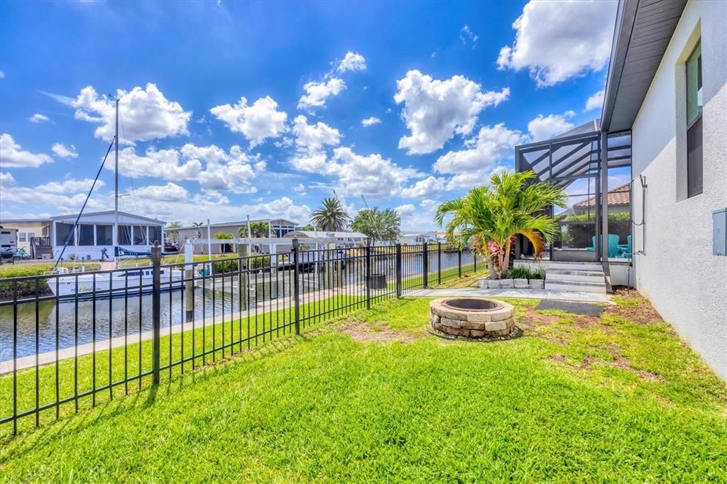 Backyard, Exterior, Water