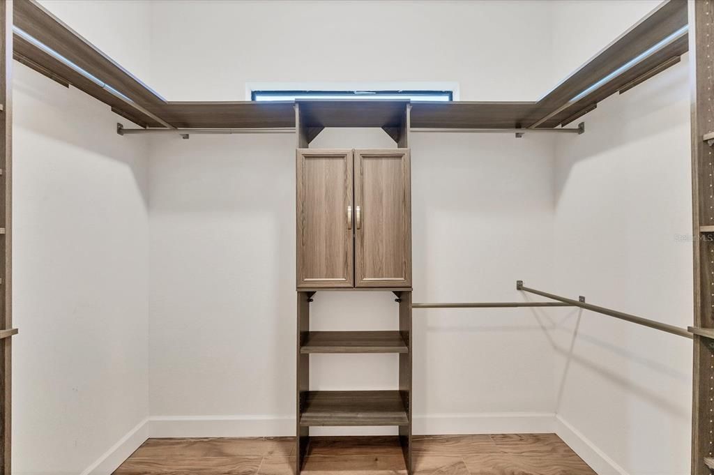Interior, Walk-in Closets, Wood Texture Flooring