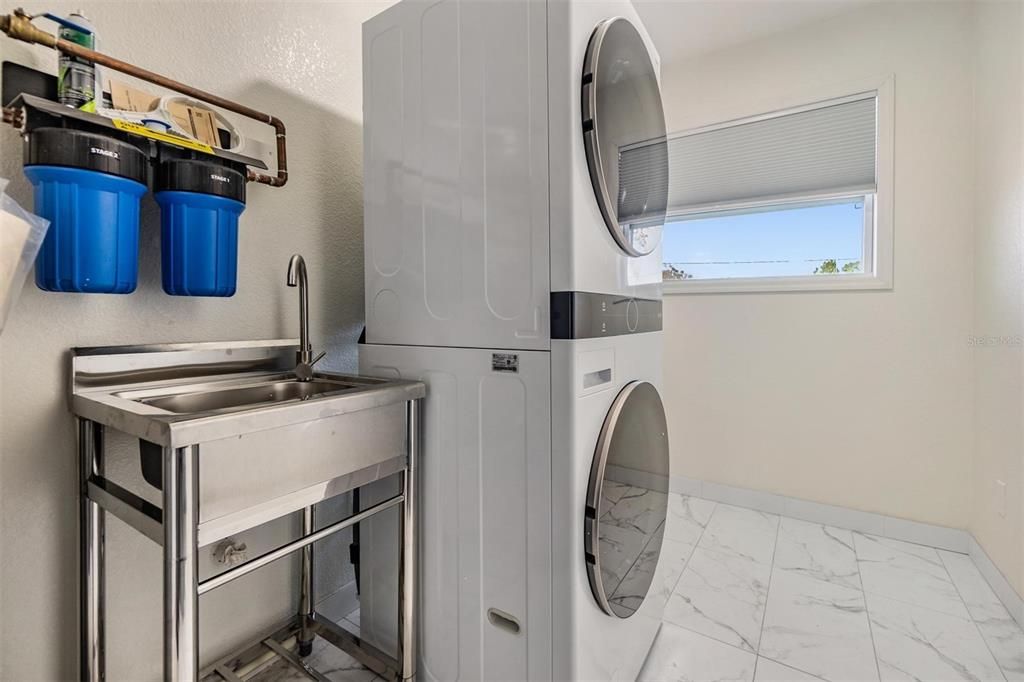 Interior, Kitchen, Marble, Utility Closets, Washer