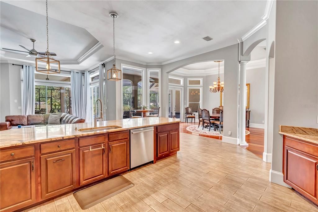 Chandelier, Dining room, Interior, Kitchen, Pendant Lights, Recessed Lighting, Wood Texture Flooring