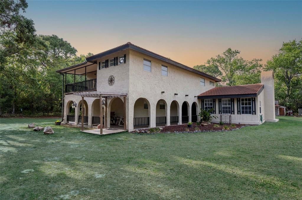 Backyard, Exterior