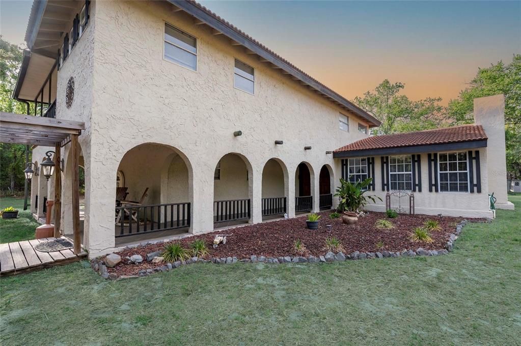 Backyard, Exterior