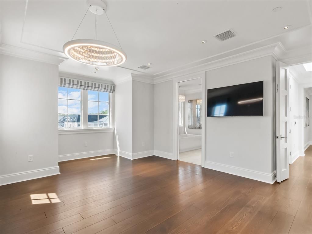 Chandelier, Empty room, Interior, Pendant Lights, Recessed Lighting, Wood Texture Flooring