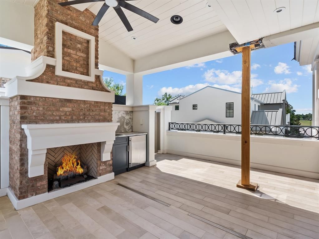 Exterior, Fireplace