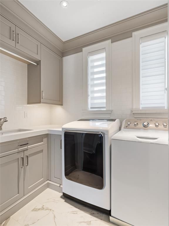 Interior, Marble, Recessed Lighting, Washer