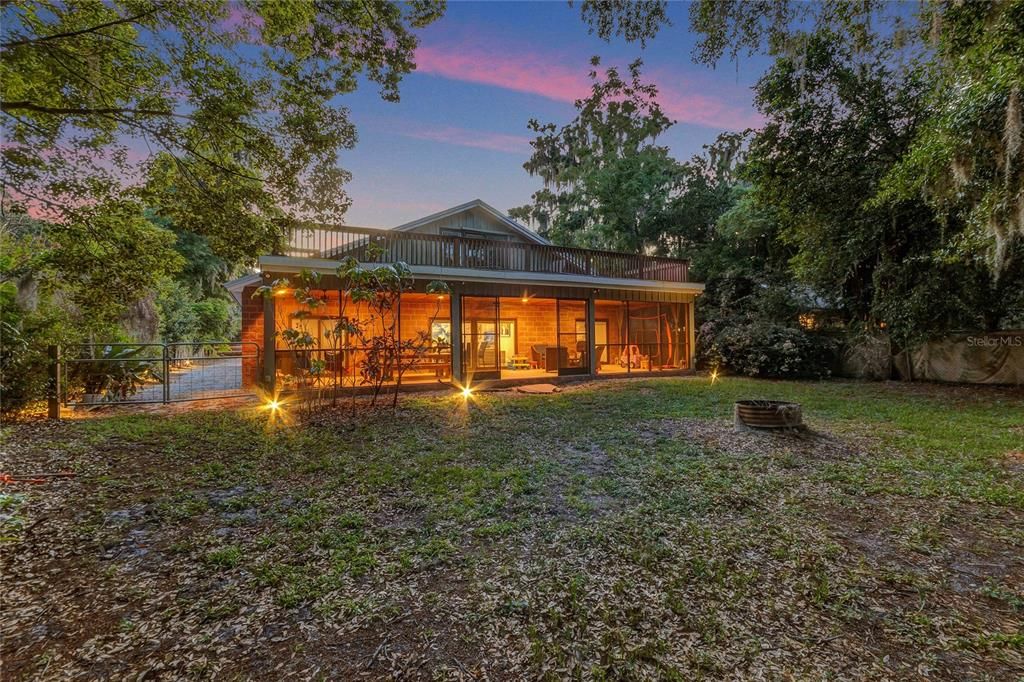 Backyard, Exterior