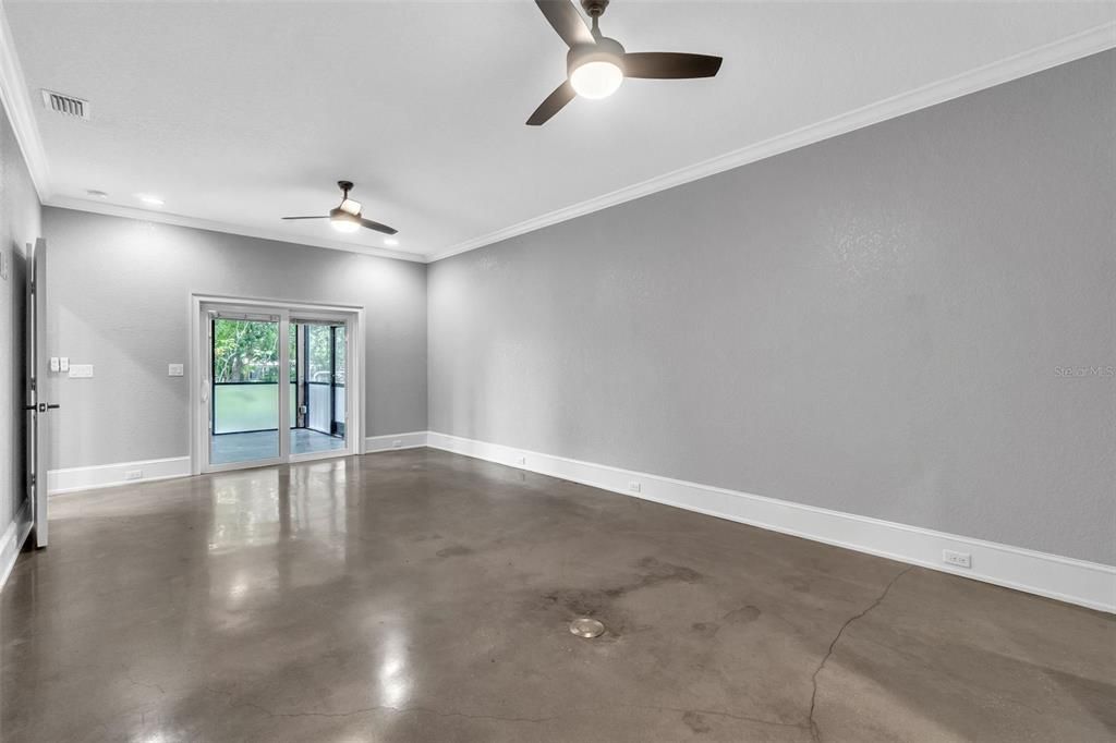 Empty room, Interior, Recessed Lighting