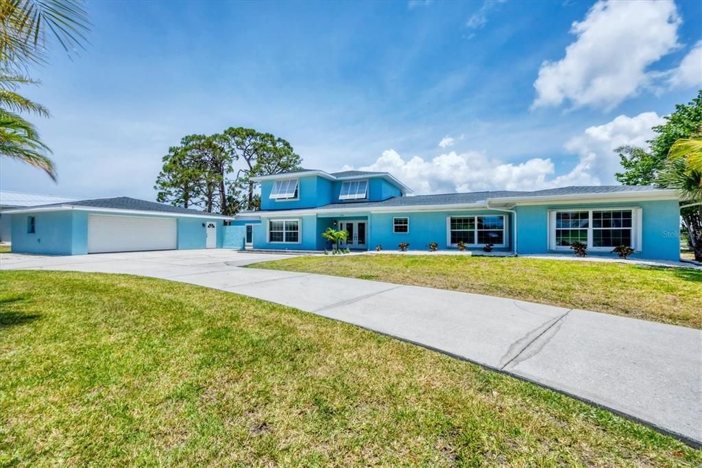 Attached, Backyard, Exterior, Facade, Ranch