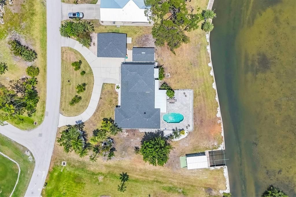 Exterior, Drone