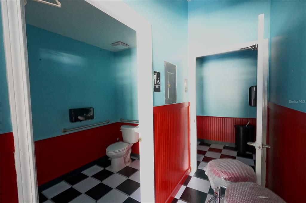 Bathroom, Interior