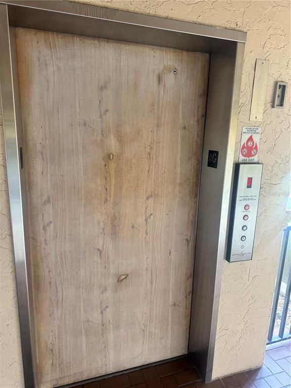 Elevator, Interior