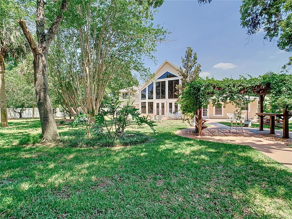 Backyard, Exterior