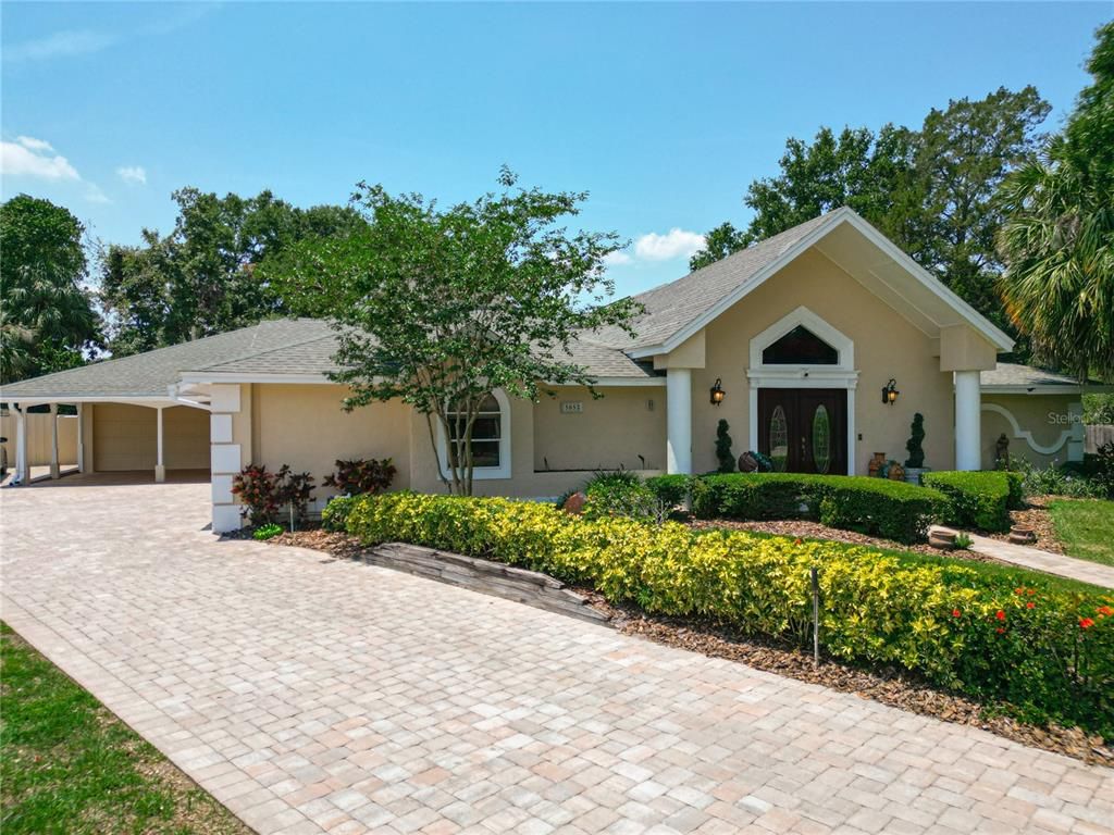 Backyard, Exterior, Facade, Ranch