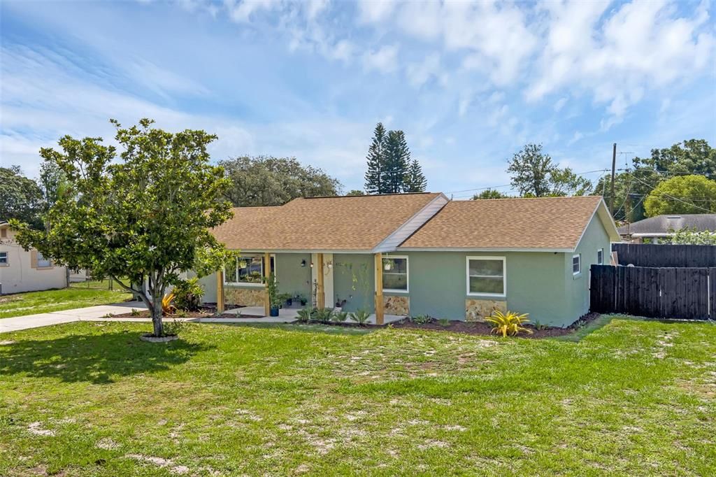 Backyard, Exterior