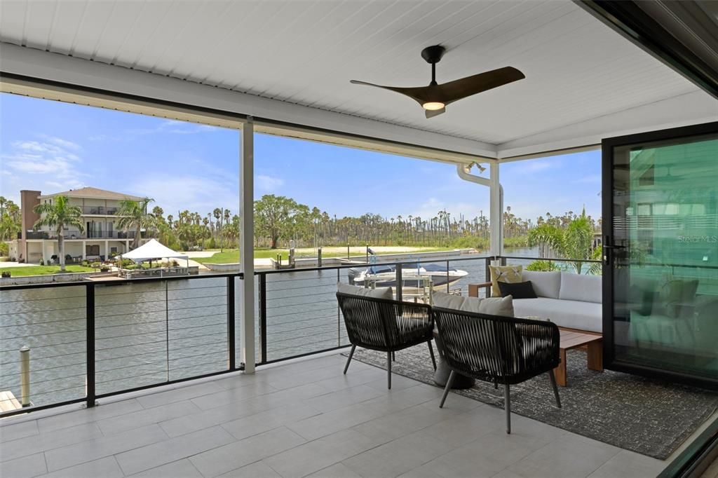 Interior, Sun Room, Water