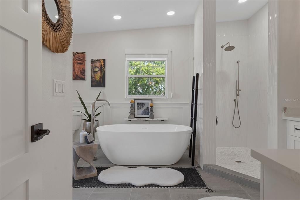 Bathroom, Free Standing Baths, Glass Shower, Interior, Recessed Lighting