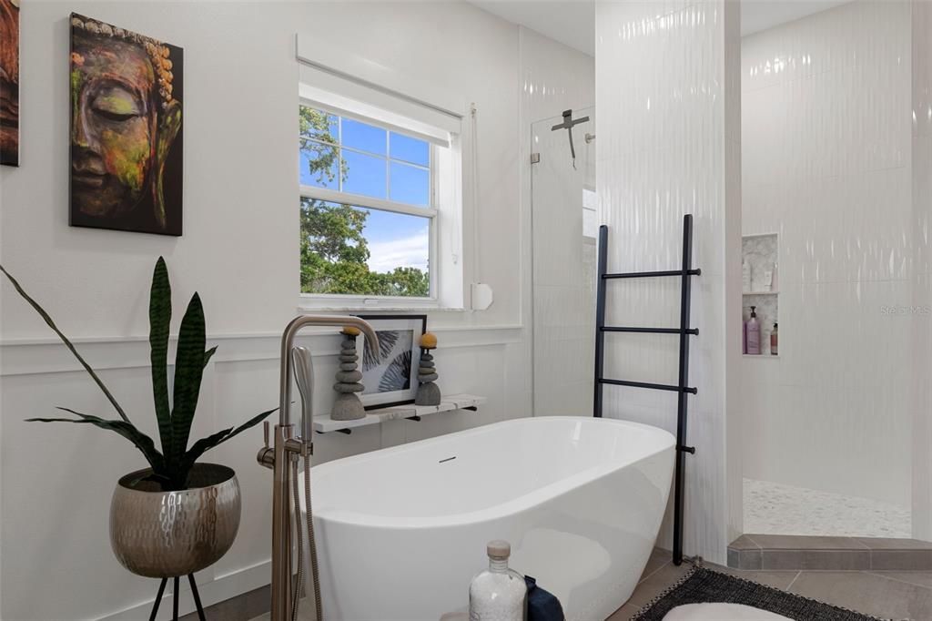 Bathroom, Free Standing Baths, Glass Shower, Interior