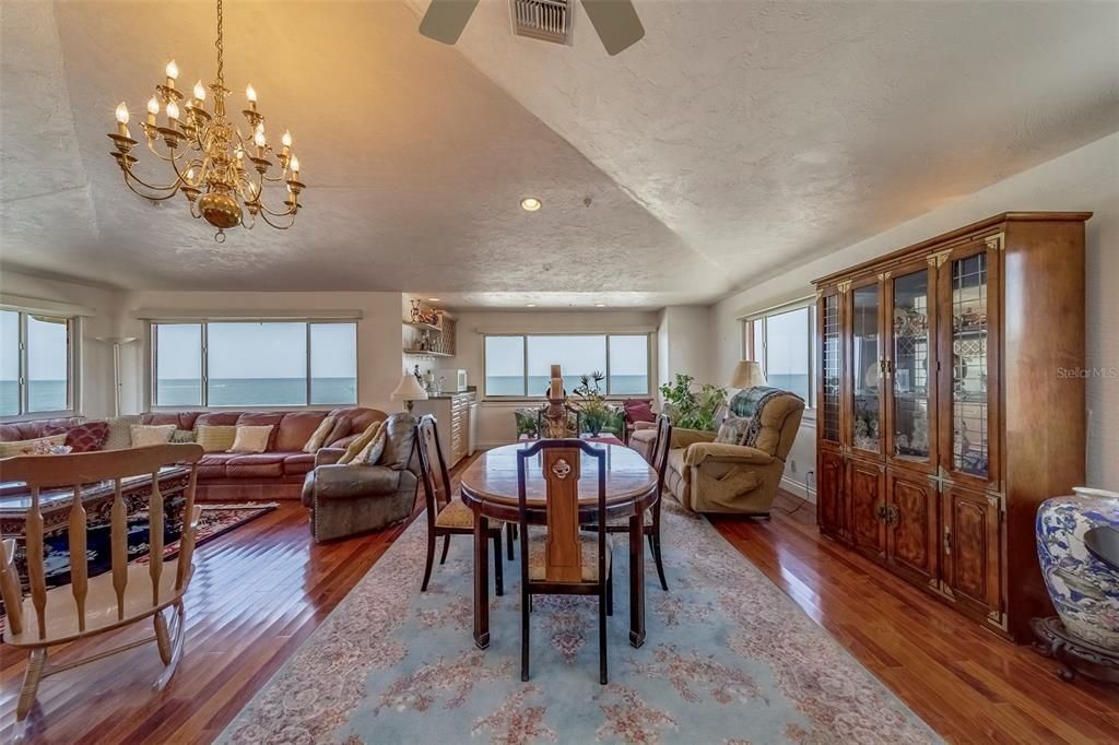 Chandelier, Dining room, Interior, Living room, Recessed Lighting, Wood Texture Flooring