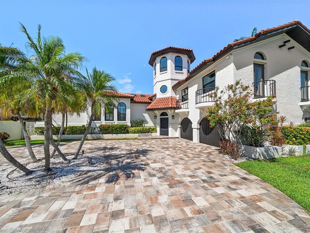 Backyard, Exterior, Facade, Spanish Mediterranean