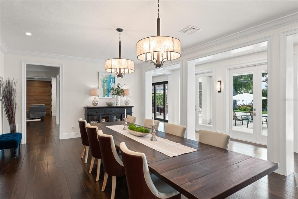 Chandelier, Dining room, Interior, Recessed Lighting, Wood Texture Flooring