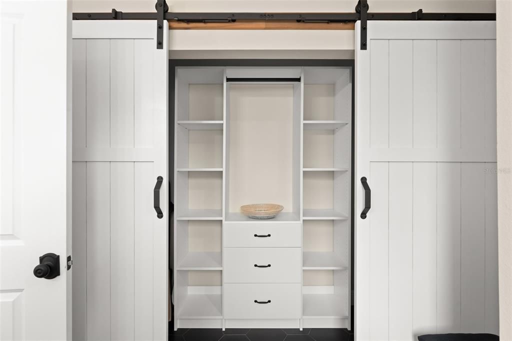 Interior, Walk-in Closets