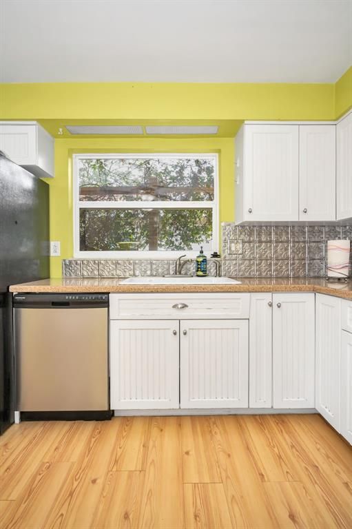 Interior, Kitchen, Wood Texture Flooring